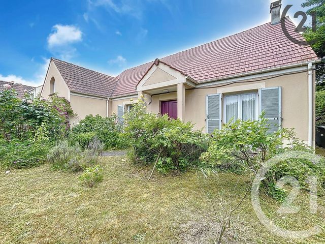 Maison à vendre - 7 pièces - 173,48 m2 - Savigny Le Temple - 77 - ILE-DE-FRANCE