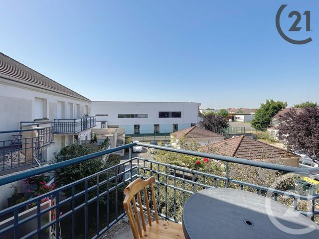 Appartement F3 à louer - 3 pièces - 63,59 m2 - Savigny Le Temple - 77 - ILE-DE-FRANCE