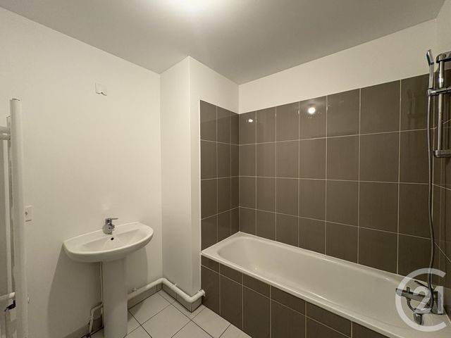 Appartement F3 à louer - 3 pièces - 60 m2 - Le Mee Sur Seine - 77 - ILE-DE-FRANCE