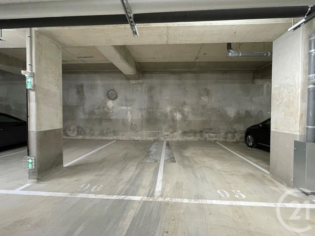 Parking à louer - 12 m2 - Moissy Cramayel - 77 - ILE-DE-FRANCE