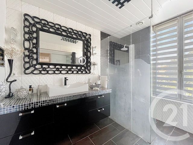 Maison à vendre - 5 pièces - 119 m2 - Lesigny - 77 - ILE-DE-FRANCE