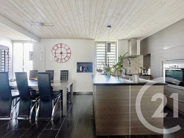 Maison à vendre - 5 pièces - 119 m2 - Lesigny - 77 - ILE-DE-FRANCE