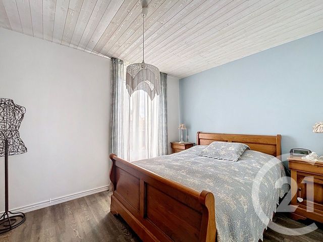 Maison à vendre - 5 pièces - 119 m2 - Lesigny - 77 - ILE-DE-FRANCE