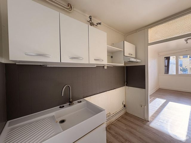 Appartement F1 à louer - 1 pièce - 34,77 m2 - Melun - 77 - ILE-DE-FRANCE