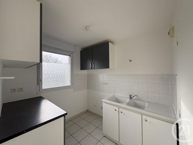 Appartement F2 &agrave; louer - 2 pi&egrave;ces - 40 m2 - Le Mee Sur Seine - 77 - ILE-DE-FRANCE