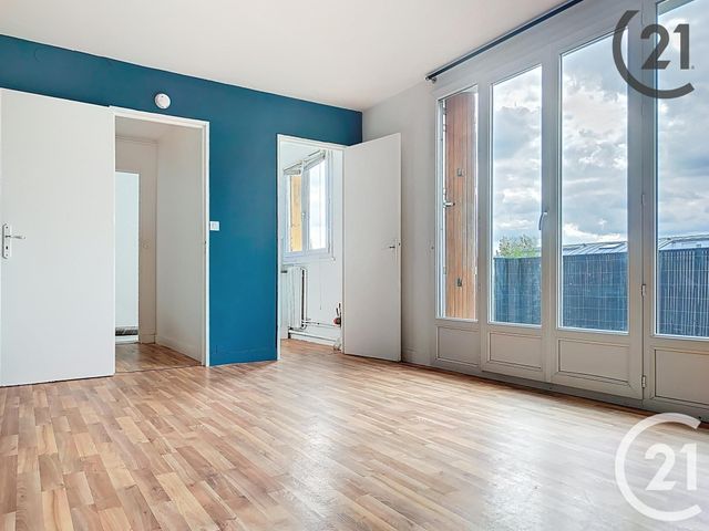 Appartement Studio à vendre COMBS LA VILLE