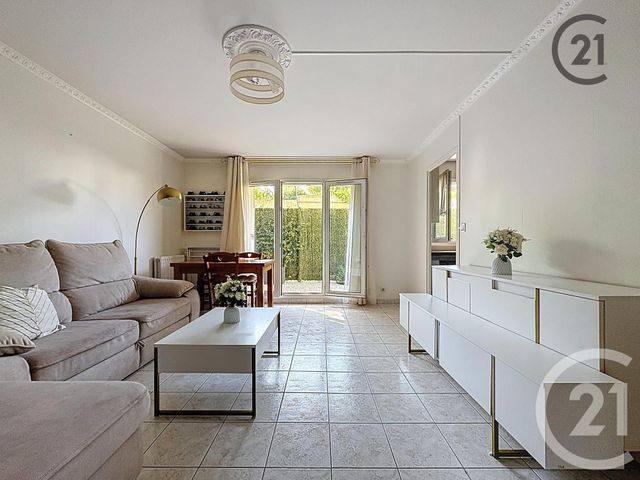 Appartement F2 à vendre - 2 pièces - 43,08 m2 - Combs La Ville - 77 - ILE-DE-FRANCE