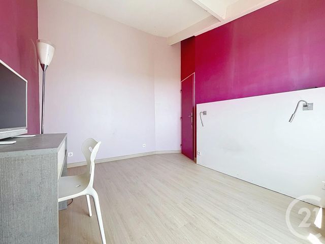 Afficher la photo en grand Appartement F3 à vendre - 3 pièces - 55 m2 - Pontault Combault - 77 - ILE-DE-FRANCE