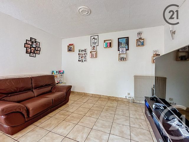 Afficher la photo en grand Appartement F3 à vendre - 3 pièces - 60,90 m2 - Savigny Le Temple - 77 - ILE-DE-FRANCE