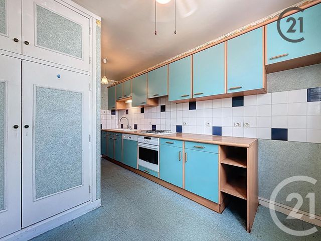Afficher la photo en grand Appartement F5 à vendre - 5 pièces - 85,83 m2 - Combs La Ville - 77 - ILE-DE-FRANCE