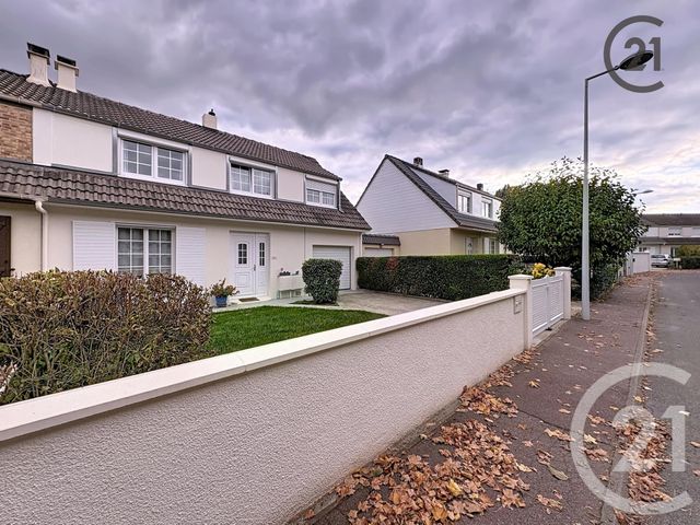 Afficher la photo en grand Maison à vendre - 5 pièces - 108,44 m2 - Moissy Cramayel - 77 - ILE-DE-FRANCE