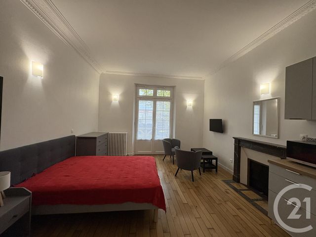 Afficher la photo en grand Appartement F1 à louer - 1 pièce - 27,50 m2 - Dammarie Les Lys - 77 - ILE-DE-FRANCE