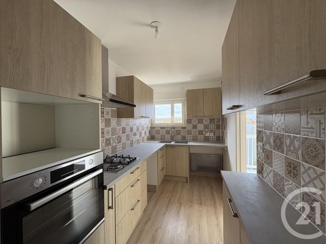 Afficher la photo en grand Appartement F2 à louer - 2 pièces - 50,26 m2 - Dammarie Les Lys - 77 - ILE-DE-FRANCE