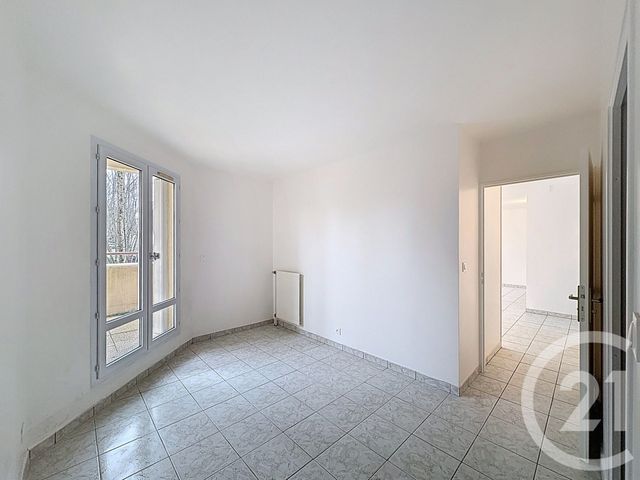 Appartement F2 &agrave; vendre - 2 pi&egrave;ces - 60,55 m2 - Moissy Cramayel - 77 - ILE-DE-FRANCE