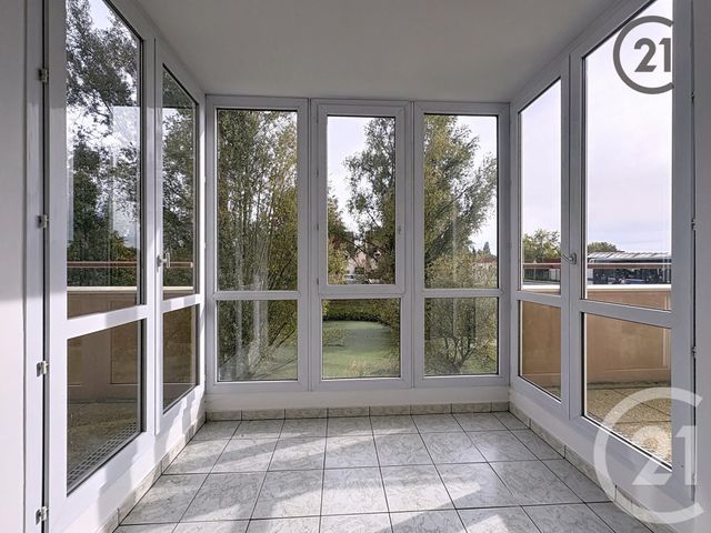 Appartement F2 à vendre - 2 pièces - 60,55 m2 - Moissy Cramayel - 77 - ILE-DE-FRANCE