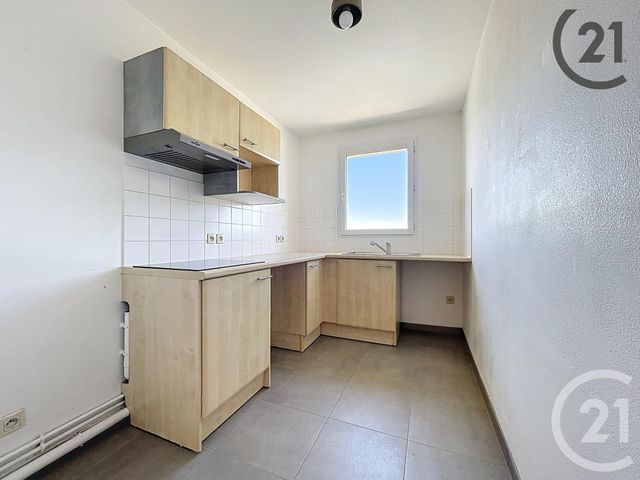 Appartement Duplex à vendre - 4 pièces - 97,18 m2 - Lieusaint - 77 - ILE-DE-FRANCE
