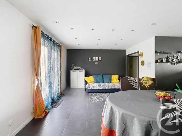 Maison à vendre - 5 pièces - 100 m2 - Moissy Cramayel - 77 - ILE-DE-FRANCE