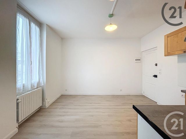 Appartement F2 à louer - 2 pièces - 24 m2 - Melun - 77 - ILE-DE-FRANCE