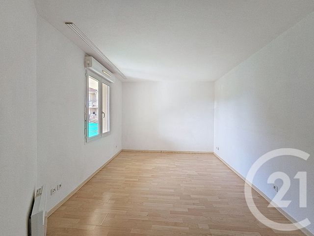 Appartement F3 à vendre - 3 pièces - 75,17 m2 - Lieusaint - 77 - ILE-DE-FRANCE