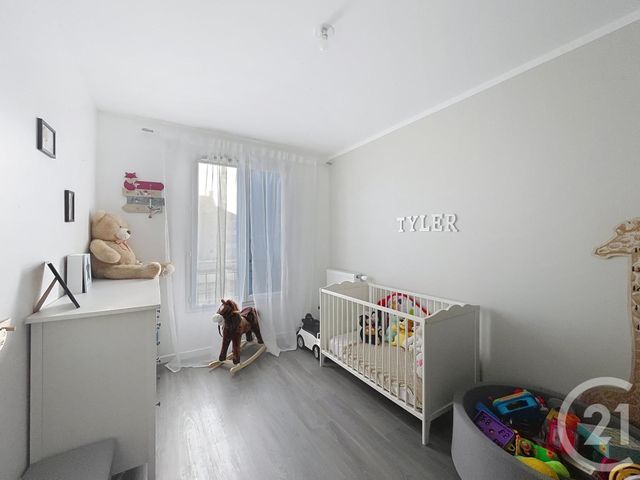 Appartement F3 &agrave; vendre - 3 pi&egrave;ces - 60,95 m2 - St Pierre Du Perray - 91 - ILE-DE-FRANCE