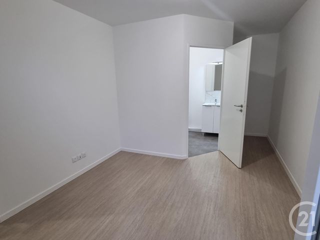 Appartement F2 &agrave; louer - 2 pi&egrave;ces - 43,42 m2 - Savigny Le Temple - 77 - ILE-DE-FRANCE