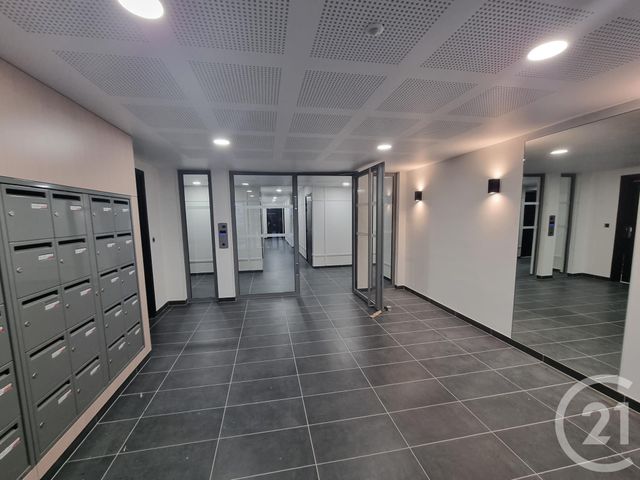 Appartement F2 &agrave; louer - 2 pi&egrave;ces - 41,42 m2 - Savigny Le Temple - 77 - ILE-DE-FRANCE