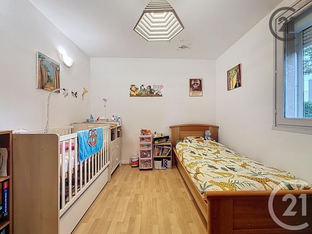 Appartement F3 &agrave; vendre - 3 pi&egrave;ces - 60,90 m2 - Savigny Le Temple - 77 - ILE-DE-FRANCE