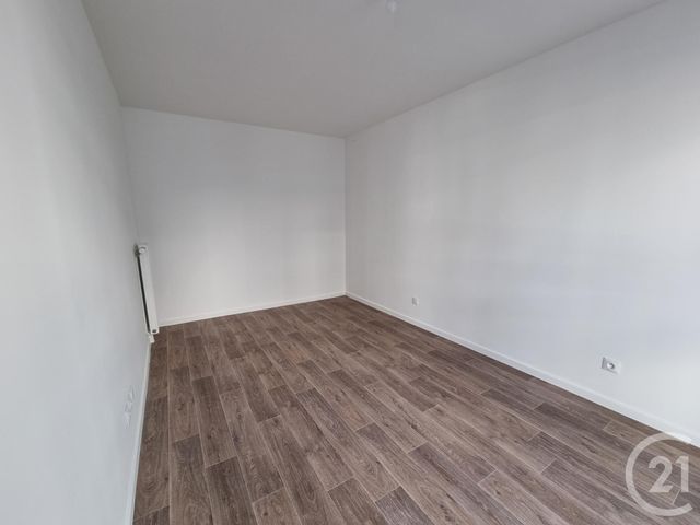 Appartement F2 &agrave; louer - 2 pi&egrave;ces - 44,94 m2 - Savigny Le Temple - 77 - ILE-DE-FRANCE
