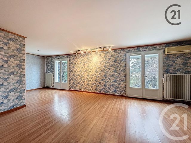 Maison &agrave; vendre - 6 pi&egrave;ces - 115,44 m2 - Combs La Ville - 77 - ILE-DE-FRANCE