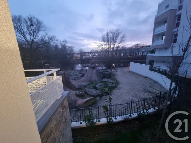 Appartement F3 &agrave; louer - 3 pi&egrave;ces - 58,52 m2 - Savigny Le Temple - 77 - ILE-DE-FRANCE