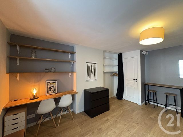 Appartement F1 &agrave; louer - 1 pi&egrave;ce - 24 m2 - Melun - 77 - ILE-DE-FRANCE