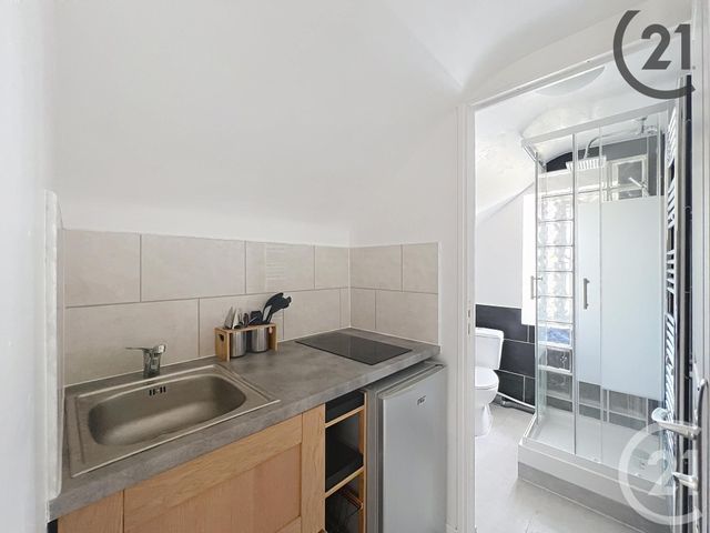 Appartement F1 &agrave; louer - 1 pi&egrave;ce - 12,30 m2 - Melun - 77 - ILE-DE-FRANCE
