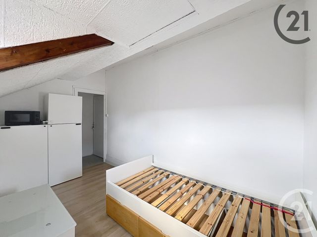 Appartement F1 &agrave; louer - 1 pi&egrave;ce - 12,30 m2 - Melun - 77 - ILE-DE-FRANCE