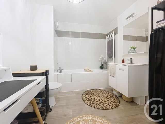 Appartement F2 &agrave; vendre - 2 pi&egrave;ces - 39,84 m2 - Moissy Cramayel - 77 - ILE-DE-FRANCE