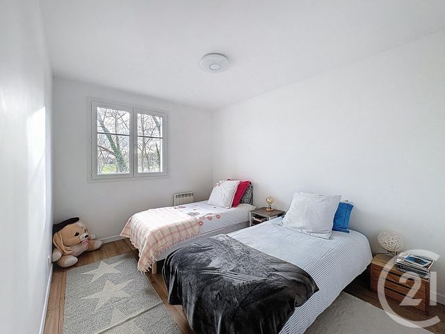 Appartement F3 &agrave; vendre - 3 pi&egrave;ces - 72 m2 - Savigny Le Temple - 77 - ILE-DE-FRANCE