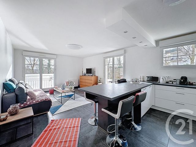 Appartement F3 &agrave; vendre - 3 pi&egrave;ces - 72 m2 - Savigny Le Temple - 77 - ILE-DE-FRANCE