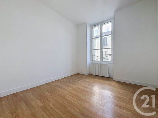 Appartement T3 &agrave; louer - 3 pi&egrave;ces - 51,64 m2 - Melun - 77 - ILE-DE-FRANCE