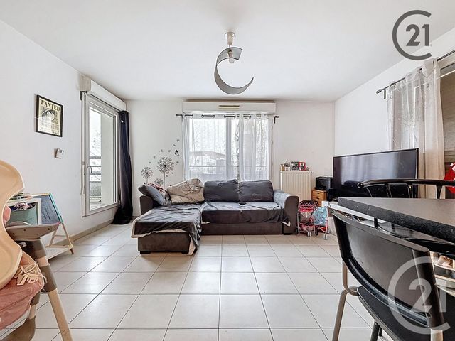 Appartement F3 &agrave; vendre - 3 pi&egrave;ces - 56 m2 - Lieusaint - 77 - ILE-DE-FRANCE