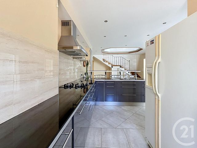 Maison &agrave; vendre - 7 pi&egrave;ces - 300 m2 - Combs La Ville - 77 - ILE-DE-FRANCE