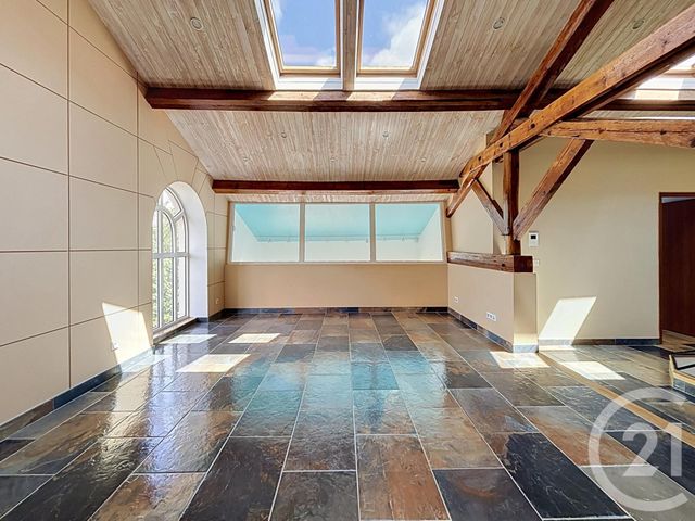 Maison &agrave; vendre - 7 pi&egrave;ces - 300 m2 - Combs La Ville - 77 - ILE-DE-FRANCE
