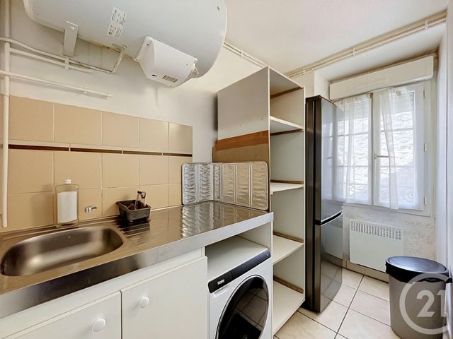Appartement &agrave; vendre - 2 pi&egrave;ces - 30 m2 - Lieusaint - 77 - ILE-DE-FRANCE
