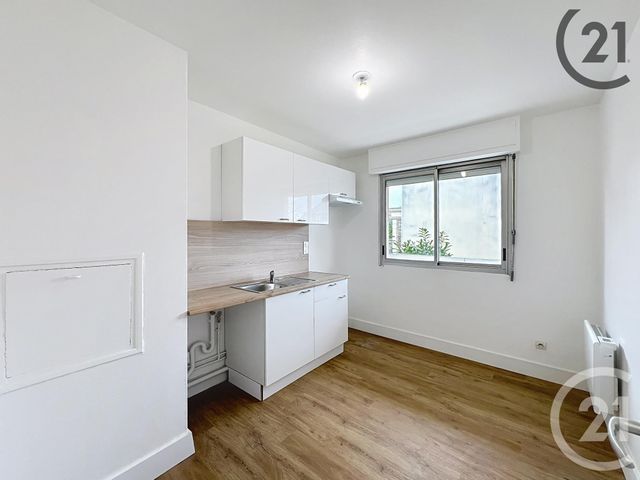 Appartement F1 &agrave; louer - 1 pi&egrave;ce - 30,92 m2 - Melun - 77 - ILE-DE-FRANCE