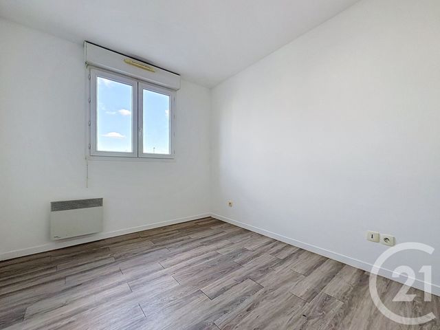 Appartement T3 &agrave; louer - 3 pi&egrave;ces - 63 m2 - Dammarie Les Lys - 77 - ILE-DE-FRANCE