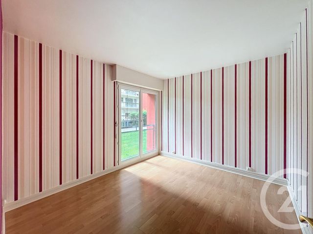 Appartement &agrave; louer - 3 pi&egrave;ces - 60,78 m2 - Le Mee Sur Seine - 77 - ILE-DE-FRANCE