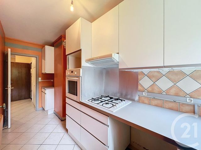 Appartement &agrave; louer - 3 pi&egrave;ces - 60,78 m2 - Le Mee Sur Seine - 77 - ILE-DE-FRANCE