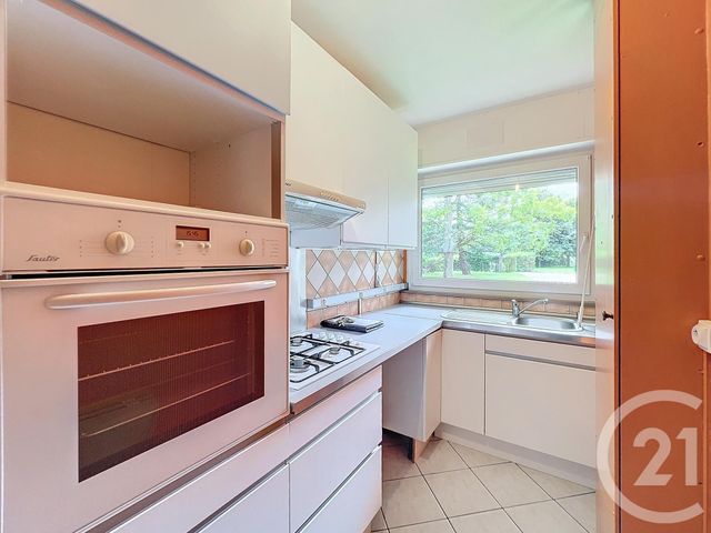 Appartement &agrave; louer - 3 pi&egrave;ces - 60,78 m2 - Le Mee Sur Seine - 77 - ILE-DE-FRANCE