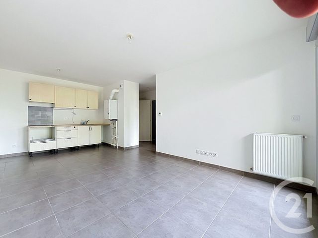 Appartement F2 à louer REAU