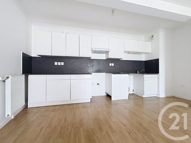 Appartement T3 &agrave; louer - 3 pi&egrave;ces - 61,35 m2 - Dammarie Les Lys - 77 - ILE-DE-FRANCE