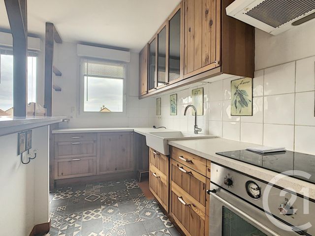 Appartement T3 &agrave; louer - 3 pi&egrave;ces - 63,05 m2 - Savigny Le Temple - 77 - ILE-DE-FRANCE