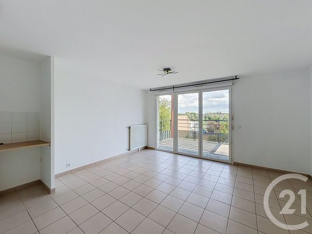 Appartement F3 &agrave; vendre - 3 pi&egrave;ces - 56,68 m2 - Savigny Le Temple - 77 - ILE-DE-FRANCE